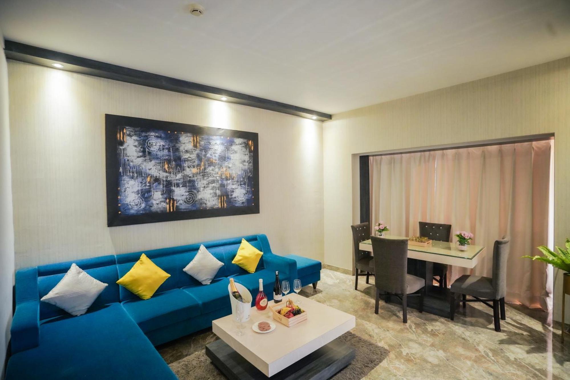 Hotel Swarn Towers Bareli Exterior foto